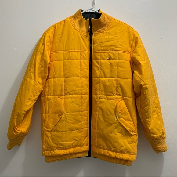 Tommy Jeans Mens Solid Quilted Reversible Jacket - Picture 1 of 11